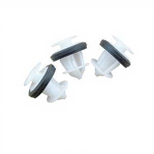 คลิปยึดแผงประตูรถยนต์ Toyota Honda Tesla Chrysler BYD Li Auto Changan รุ่น 67773-0E020 วัสดุ PP - Product Image 1