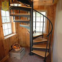 Escalator en colimaçon de qualité supérieure de type ouvert avec une forte capacité portante Matériau en fer de style design moderne-pour les personnes âgées