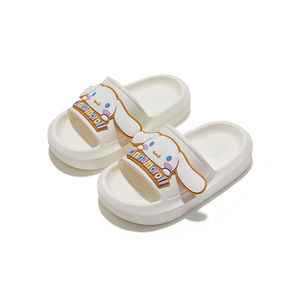 Sandales d'été pour femmes et garçons, excellent design mignon de chien aux grandes oreilles de Sanrio, respirantes, antidérapantes, à semelle épaisse - Product Image 6