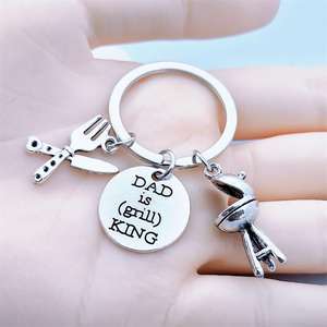 Accesorios de moda DIY Barbacoa Estufa Cuchillo y tenedor DAD Is (parrilla) KING Barbacoa Llavero - Product Image 3