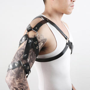 Vendita calda regolabile per il corpo Gay imbracatura cinturino Fetish uomo sessuale petto <span class=keywords><strong>in</strong></span> finta pelle cinture Rave abbigliamento Gay - Product Image 4