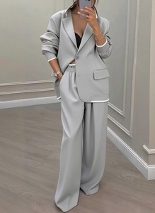 Nuova Collezione Autunnale: Completo <span class=keywords><strong>Donna</strong></span> <span class=keywords><strong>Grigio</strong></span> Elegante con <span class=keywords><strong>Blazer</strong></span> a Maniche Lunghe e Scollo a V e Pantaloni, 2 Pezzi Ecologici e Alla Moda - Product Image 4