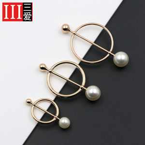 Bonne qualité Version coréenne de métal <span class=keywords><strong>perle</strong></span> écharpe décorative châle tous <span class=keywords><strong>les</strong></span> coins boutons de manchette noués trois boutons - Product Image 4