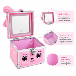 Boîte de beauté avec miroir LED réglable à cadre en aluminium, design lapin mignon en fausse fourrure rose pâle, cadeau d'anniversaire pour adolescents et enfants - Product Image 2