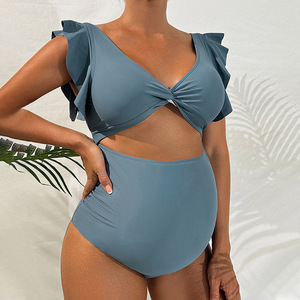 <span class=keywords><strong>Maillot</strong></span> <span class=keywords><strong>de</strong></span> <span class=keywords><strong>bain</strong></span> <span class=keywords><strong>de</strong></span> maternité 2026 à effet ventre plat, manches à volants, découpes et torsion sur le devant - Product Image 2