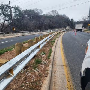 أفضل سعر لتصادم قضبان فولاذية ذات شعاع W للطرق السريعة والسكك الحديدية أو حاجز المرور للطرق المصنوعة من صولجف - Product Image 3