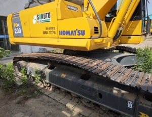 Excavadora Usada Komatsu PC200LC de 20 Toneladas, Modelo 2016, Motor, Caja de Cambios y Bomba de Alta Calidad, Probada e Inspeccionada en el Almacén de Shanghái - Product Image 5