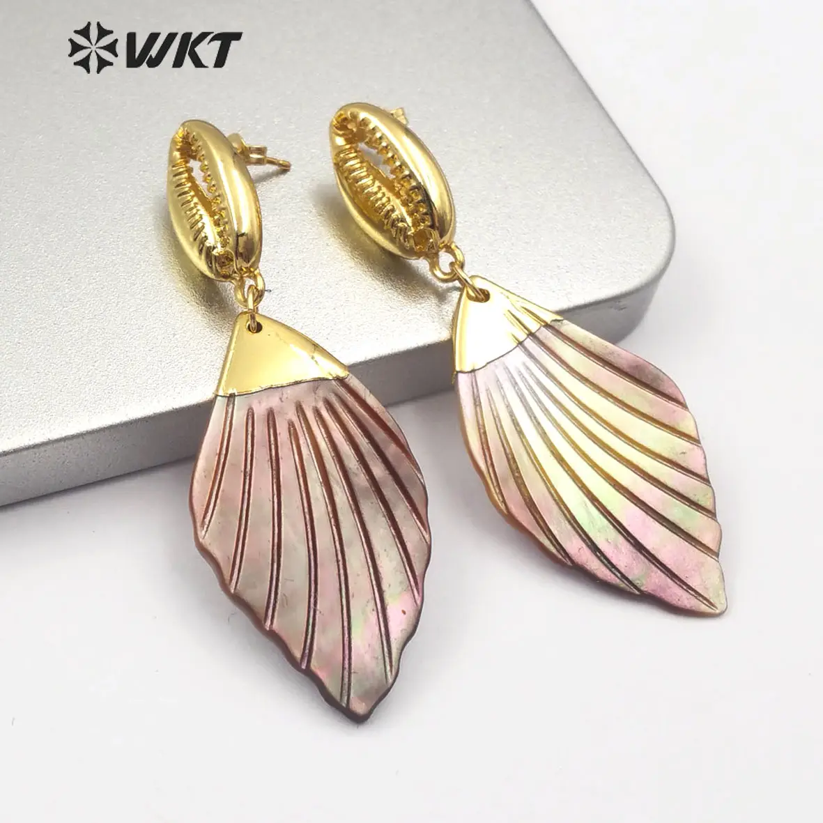 WT-E573 Bán Buôn Tự Nhiên Shell Và Cowrie Bông Tai Vàng Electroplated Leaf Shape Earrings Phụ Nữ Thời Trang Shell Bông Tai Trang Sức