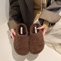 Pantoufles en fourrure en gros d'usine, logo personnalisé, pantoufles chaudes d'automne et d'hiver, vêtements d'extérieur pour femmes, pantoufles en coton, OEM ODM