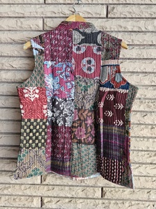 Nouvelle veste sans manches matelassée pour femme, style hiver, imprimé floral indien fait main, cadeau pour elle - Product Image 6