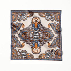 Impression personnalisée d'écharpes sur mesure avec votre propre design pour les marques de mode et les cadeaux d'entreprise, commande en gros disponible - Product Image 2