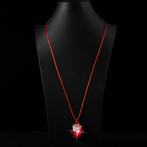Collana leggera <span class=keywords><strong>natale</strong></span> a forma di <span class=keywords><strong>natale</strong></span> collana lampeggiante per bambini <span class=keywords><strong>Babbo</strong></span> <span class=keywords><strong>Natale</strong></span> - Product Image 2