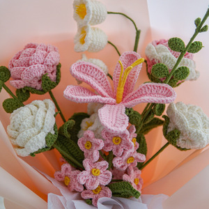 Ramo <span class=keywords><strong>Floral</strong></span> Romántico de Ganchillo al por Mayor, Hecho a Mano, Ecológico, Listo para Regalo del Día de San Valentín, Aniversario de Bodas - Product Image 3