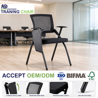 Chaise de formation ergonomique pliable avec tablette d'écriture, dossier en maille respirante, siège rembourré, cadre métallique à quatre pieds, pour salle de classe et salle de conférence