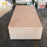 Fabricant de bois de haute qualité noyau formica contreplaqué okoumé face placage gabon pour contreplaqué
