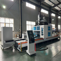 Centre d'usinage CNC à portique quatre axes pour profilés aluminium : perçage, fraisage, découpe