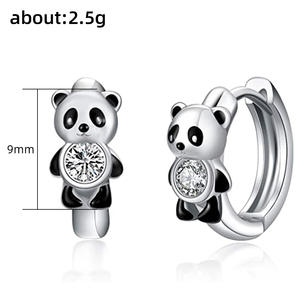 Boucles d'oreilles Huggie Panda en Or Blanc E1875 avec Strass en Cristal Sertis, Mignonnes, Style Dessin Animé, Unisexe, pour Usage Quotidien - Product Image 6