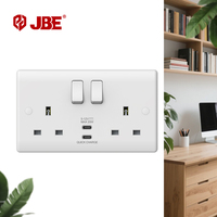 Prise USB à interrupteur double 13A norme britannique (Type C+C) Charge rapide Max 20W IP20 pour usage domestique et professionnel 110V/250V