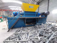 Usine de déchiquetage complète compacte de la série 600 : Déchiqueteur à double arbre pour le recyclage des plastiques, des palettes, du carton et du papier