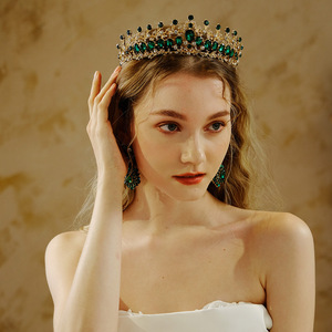 La couronne <span class=keywords><strong>de</strong></span> goutte d'eau multicolore <span class=keywords><strong>de</strong></span> Zhaoyi pour <span class=keywords><strong>les</strong></span> femmes dégage une ambiance haut <span class=keywords><strong>de</strong></span> gamme et élégante. L'alliage est un Bestselli - Product Image 2