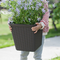 P129 Outdoor Garten Balkon Dekorativer Rattan-Blumentopf Spritzguss-Kunststoff-Pflanzgefäß für Pflanzen