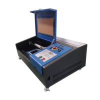 Mesin Ukiran Laser Kayu MDF Kertas Batu Karet 3020 40W/50W untuk Ukiran Liontin Dompet Segel