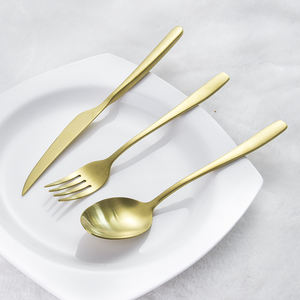 بيع مباشر من المصنع إعداد طاولة طعام غير لاصقة طقم ملوي مع سكين - Product Image 1