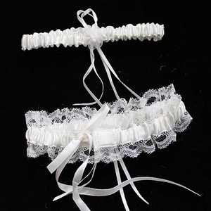 Ceinture de jarretière de mariée M8242, jarretière de mariée en dentelle avec fleur en mousseline blanche - Product Image 4