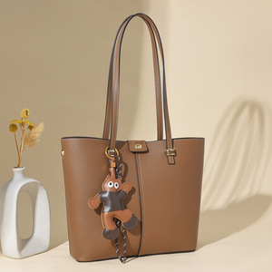 Bolsos cruzados de diseño de moda, bolsos de hombro de cuero PU de alta calidad, bolsos de mano casuales de lujo para mujer - Product Image 1