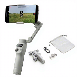 <span class=keywords><strong>DJI</strong></span> <span class=keywords><strong>Osmo</strong></span> <span class=keywords><strong>Mobile</strong></span> 7 7P ตัวกันสั่นมือถือแบบพกพา พร้อมวิดีโอสอนใช้งานง่ายและการตัดต่อแบบกดปุ่มเดียว แบตเตอรี่ใช้งานได้นาน 10 ชั่วโมง และฟังก์ชันชาร์จโทรศัพท์ - Product Image 2