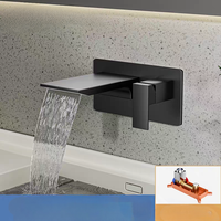 Robinet de salle de bain mural moderne noir en acier inoxydable, mitigeur monocommande eau chaude et froide
