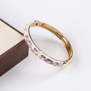 Bracelet HZ80 vintage en cloisonné de Pékin, motif pivoine, plaqué or, émail, bijoux chinois traditionnels, souvenir, cadeau pour femme - Product Image 6
