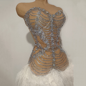 Novance Y5488 <span class=keywords><strong>Vestito</strong></span> Sexy <span class=keywords><strong>Senza</strong></span> <span class=keywords><strong>Spalline</strong></span> con Strass Luccicanti per Donna, Costume da Cantante con Orlo di Piume Bianche per Feste e Club - Product Image 3