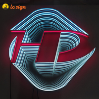Mur de miroir mené d'infini décorent le logo fait sur commande d'enseigne au néon pour le pub et le magasin