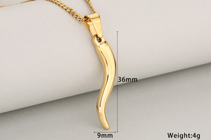 Collar con Colgante de Chile en Acero Inoxidable - Joyería Bohemia Hipoalergénica, Regalo de Buena Suerte para Chefs y Amantes de la Comida Picante - Product Image 3
