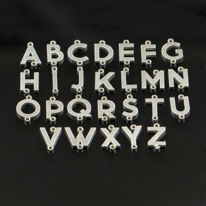 Vintage Initial-Anhänger 14K Goldfilled Schmuck 0,83mm Dick Dauerhafte Armbandherstellung Winzige Buchstaben-Charms - Product Image 5