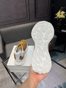 2026 Alexander Fashion Trend Spring Retro Oversize Mc.Lightweight Interior Flat Plaid Pattern Genuine Leather Upper Queen - Product Image 5