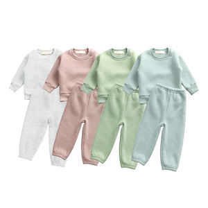 Conjuntos de Ropa para Niñas al por Mayor, Gruesos, de Forro Polar, de Color Sólido - Product Image 1