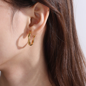 Pendientes de Aro Dorados EH906, Joyería de Moda para Mujer, Estilo Clásico, Pendientes Pequeños - Product Image 4