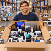 Mini Proiettore, Altoparlante, Fitness Tracker: Assortimento Redditizio per la Rivendita all'Asta - Mystery Box di Elettronica e Prodotti di Ritorno del Cliente