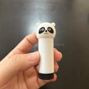 ISMAN Luxe 3g Panda Vorm Lipbalsem Tube <span class=keywords><strong>Cartoon</strong></span> Dieren Lipstick Verpakking PP Plastic Kinder Make-up Verpakking Groothandel Aangepaste <span class=keywords><strong>Logo</strong></span> - Product Image 3