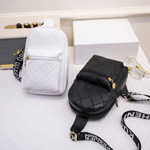 <span class=keywords><strong>Sac</strong></span> de Poitrine Femme Élégant et Léger, <span class=keywords><strong>Sac</strong></span> Bandoulière pour le Shopping, les Voyages et le Quotidien, Portage Mains Libres - Product Image 3