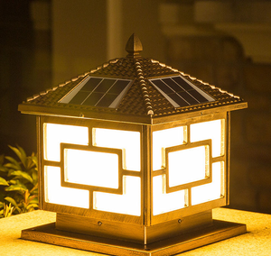 Lámpara Solar de Jardín, Impermeable, para Postes, Columnas, Paredes Exteriores, Cercas, Jardín, Decoración de Puertas y Paisajes - Product Image 1