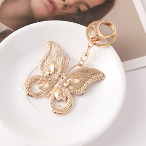 Portachiavi di Lusso con Farfalla Rosa in Strass, Ciondolo in Metallo Traforato, Charm Creativo per Borse, Gioielli da Donna, Anello Portachiavi per Auto, Vendita all'Ingrosso - Product Image 3
