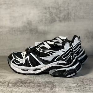 Chaussures de sport rétro à semelle épaisse 2025 - Tendance mode décontractée de luxe léger, respirantes et antidérapantes - Product Image 5