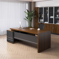 Mobilier de bureau de luxe Bureau Bureau Bureau de patron Mobilier design moderne en bois MDF Bureau de direction en forme de L pour la maison