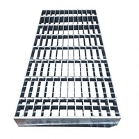 Caillebotis en acier pour station de pompage et drainage – Robustes, cadre de verrouillage, fabrication sur mesure OEM