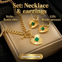 Parure de bijoux plaqué or en acier inoxydable avec pendentif cœur et boucles d'oreilles créoles, zircon vert, style rétro français pour femme