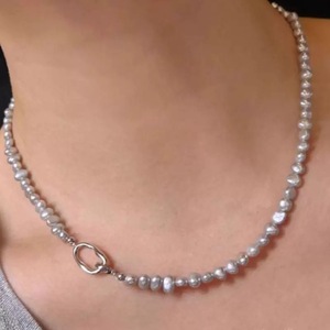 <span class=keywords><strong>Collana</strong></span> di <span class=keywords><strong>Perle</strong></span> d'Acqua Dolce con Chiusura a Doppio Anello Barocco Grigio-Cenere-Viola per Fidanzamento e Matrimonio - Product Image 3