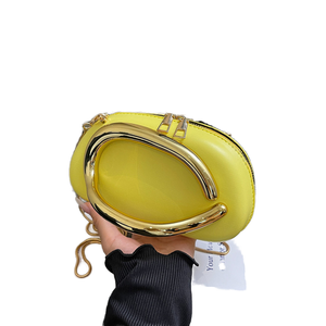 <span class=keywords><strong>Sac</strong></span> de <span class=keywords><strong>rugby</strong></span> décontracté personnalisé en PU avec fermeture éclair pour femmes, couleur unie, tendance, métal, nouveau, polyvalent, <span class=keywords><strong>sac</strong></span> de soirée, <span class=keywords><strong>sac</strong></span> bandoulière - Product Image 1
